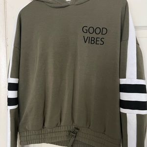 GOOD VIDES CROPTOP LONG SLEEVE